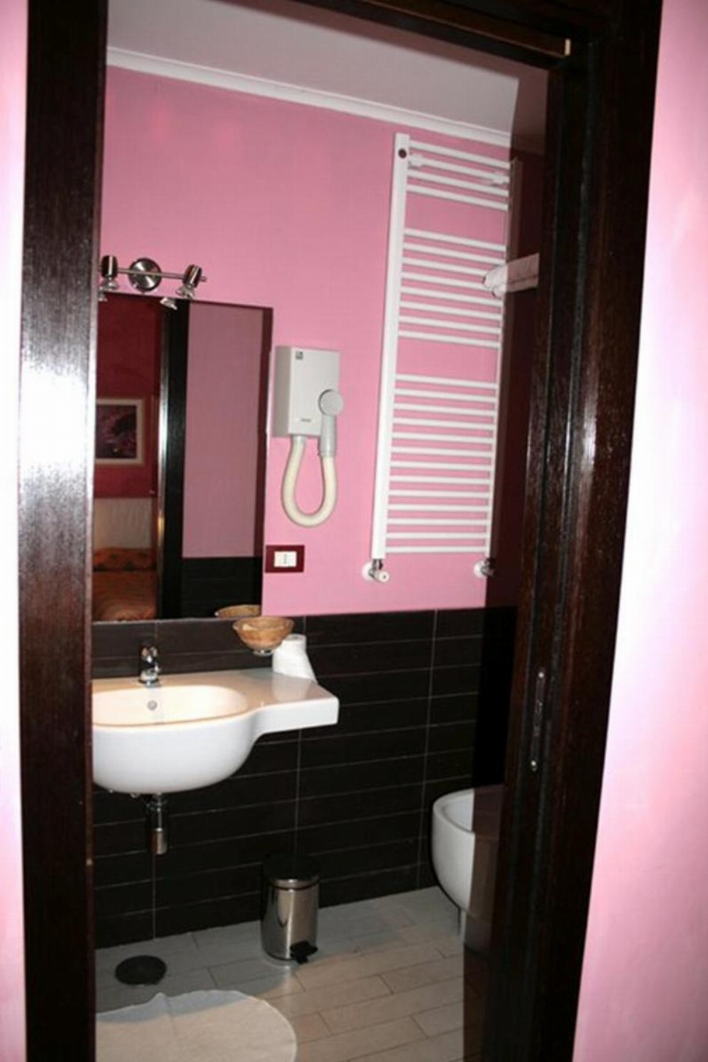 B&B Rainbow Image 12